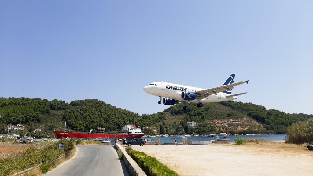Bilete de avion dus-întors, de la 118 euro, pentru sezonul estival 2026