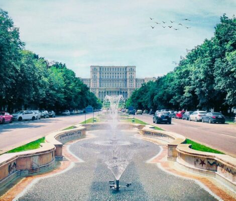 Cum va fi vremea, în România, în următoarea lună!