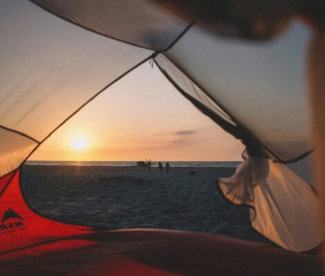 Cât costă și unde poți să faci camping în România