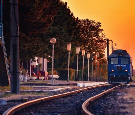 Trenuri metropolitane din Constanța și până în Vama Veche sau Aeroportul Kogălniceanu! Când ar putea fi gata proiectul uriaș pentru turismul românesc