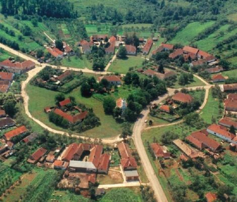 Charlottenburg este singurul sat circular din România