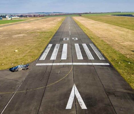 aeroport-unde-aterizezi-în-trei-tari