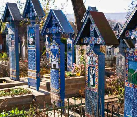obiective-turistice-din-maramures-cimitirul-vesel