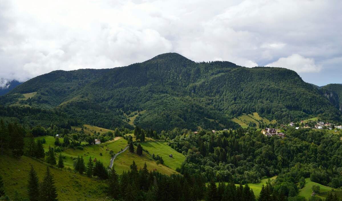 Lonely Planet recomandă 9 locuri din România care „trebuie să fie vizitate” de orice turist străin