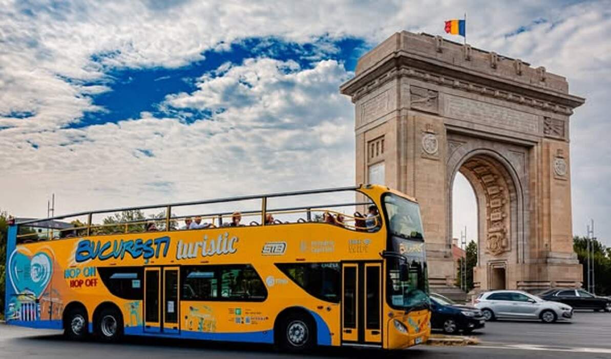 Bucharest City Tour | Traseul, programul și prețul biletelor pentru o călătorie cu autobuzele turistice din București