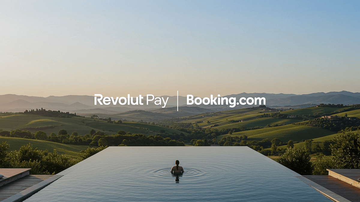 Revolut și Booking.com semnează un parteneriat global pentru simplificarea plăților online