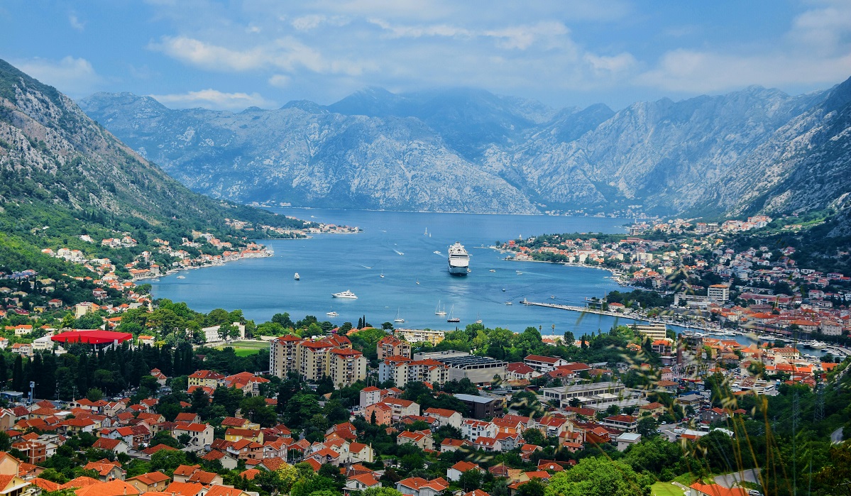 Rețeta succesului țării din Europa care atrage de 4 ori mai mulți turiști decât are populația
