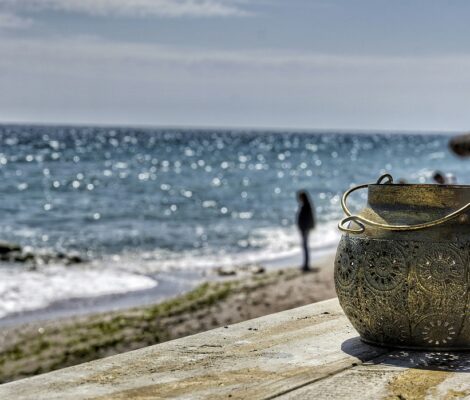Care este prețul pentru o noapte de cazare, de 1 mai 2026, în Mamaia, Vama Veche, Eforie și Venus