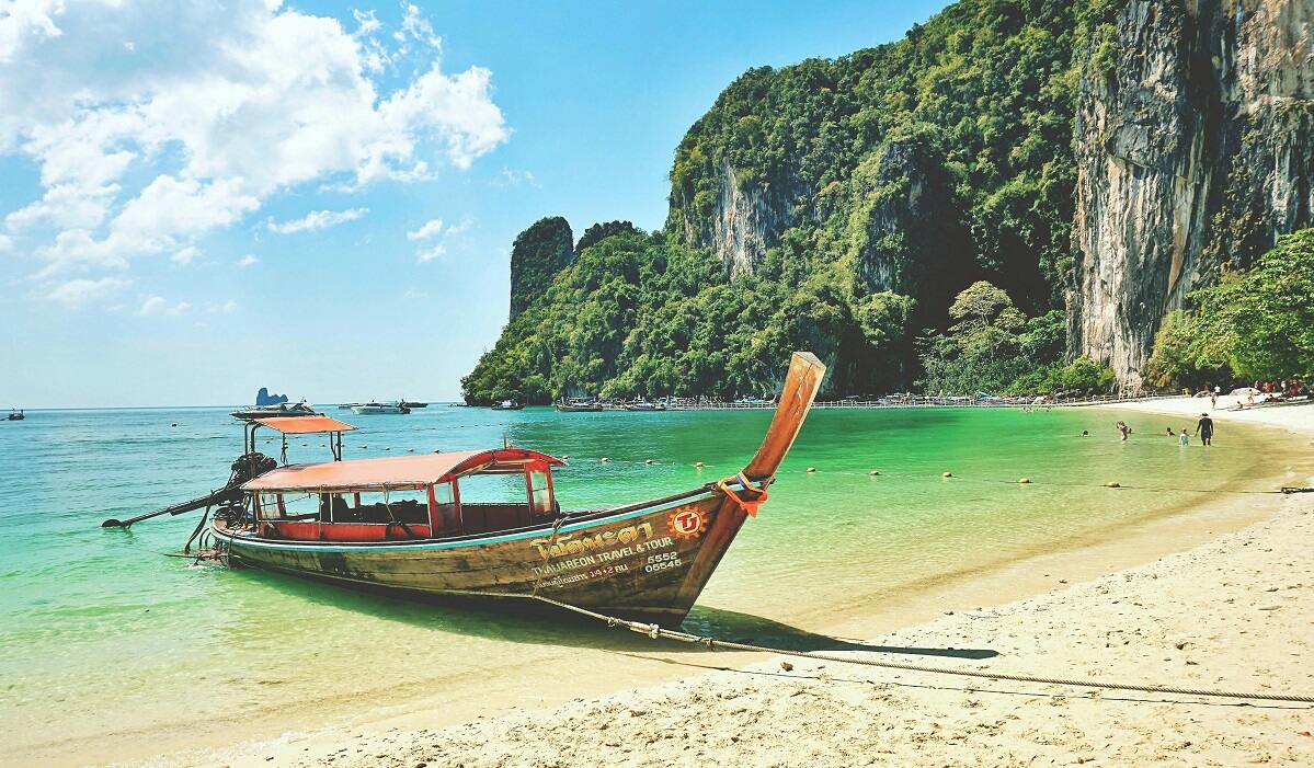 Reguli noi pentru vacanțele în Thailanda. România, pe lista țărilor pentru care se va modifica accesul fără viză