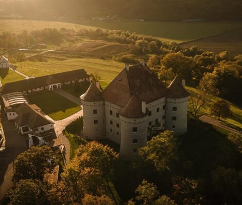 Castelul Bethlen-Haller, printre cele mai frumoase castele din România