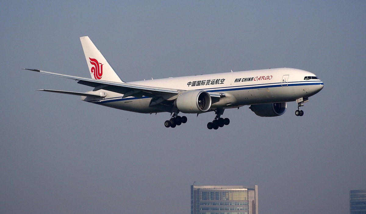 Cât au ajuns să coste biletele de avion pe ruta București – Beijing. Prețuri accesibile la zborurile directe Air China