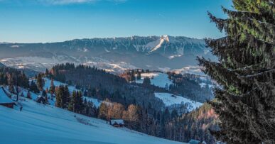 Cât costă un skipass în Poiana Brașov în sezonul 2026-2027