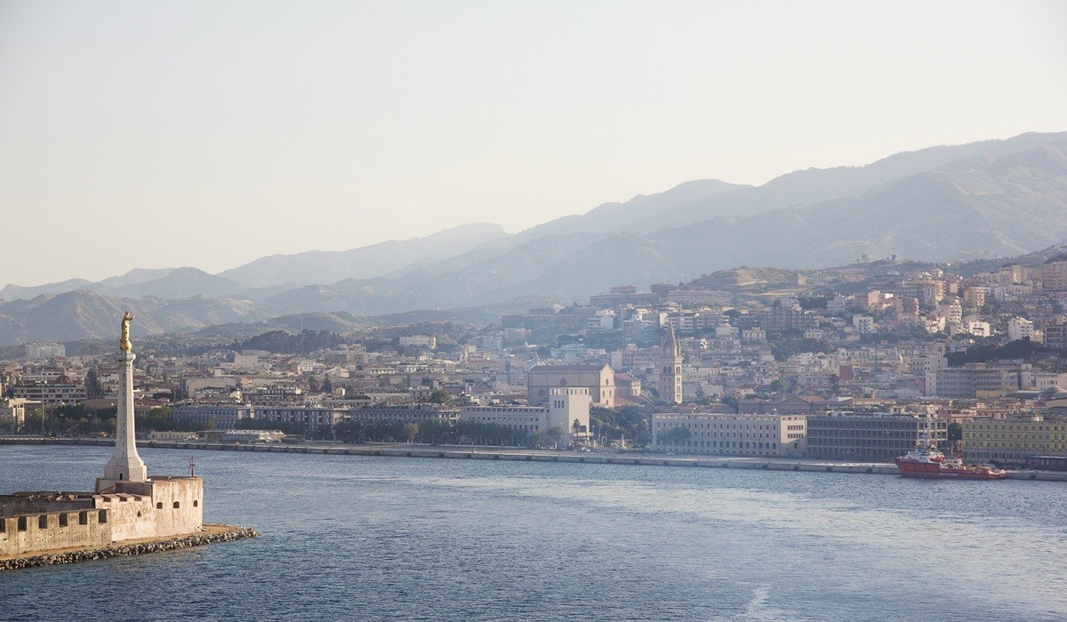 Cel mai lung pod suspendat de lume va fi în Italia. Construcția va costa peste 13 miliarde de euro